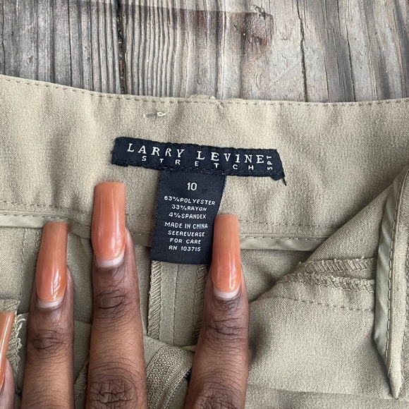 Khaki pants - Picture 5 of 5